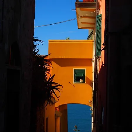 Celeste * Corniglia
